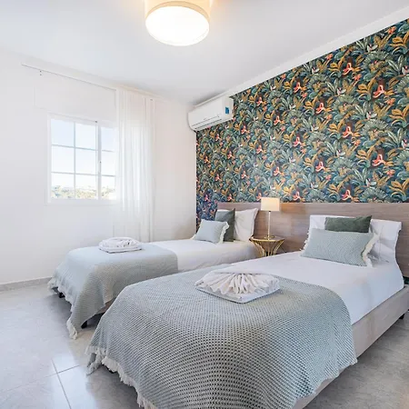 Ocean View Апартаменты *